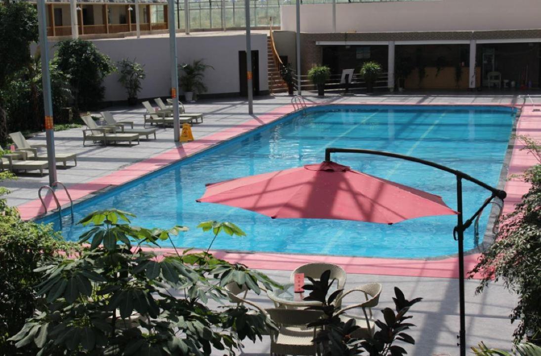 Huashan Xinghe International Hotel Huayin Ngoại thất bức ảnh