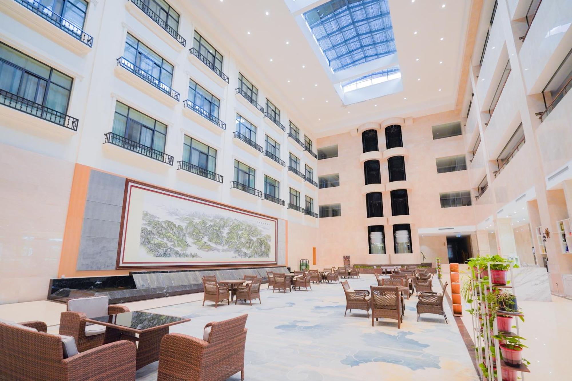 Huashan Xinghe International Hotel Huayin Ngoại thất bức ảnh